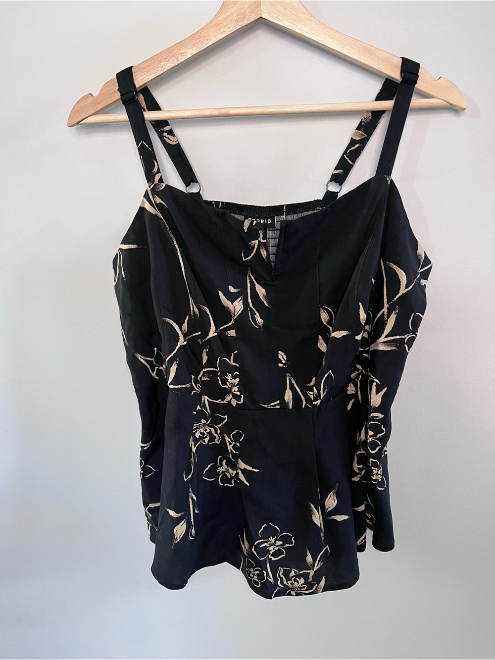 Torrid Peplum Challis Cami Eloise Floral Deep Black Notched Cami Top Size 0 L 12